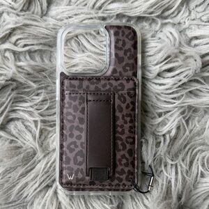 Walli iPhone 15 pro Leopard Print Card Wallet Phone Case - BRAND NEW